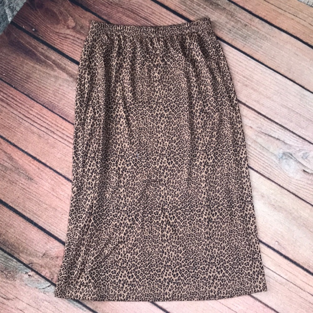 Karen Kane Leopard print maxi skirt